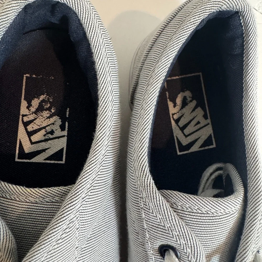 Vans Atwood Low Lace Up Skate Canvas Micro Stripe‎ Navy & White Shoes Womens 7